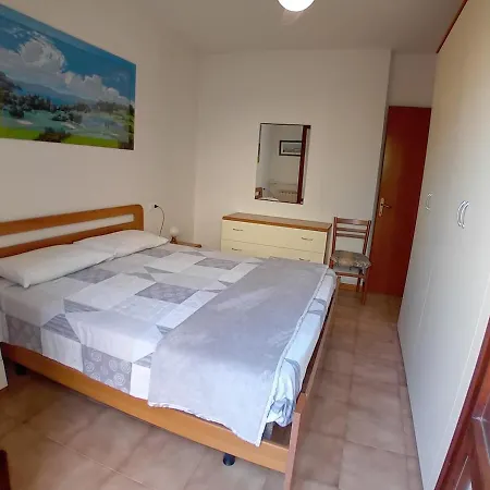 Apartamento With Terrace Viareggio